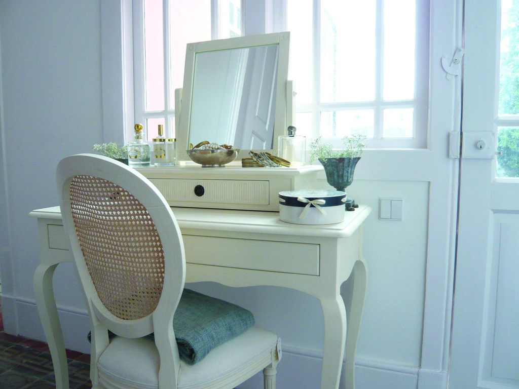 CADEIRA CLASSIC C/ PALHINHA E ESTOFO
