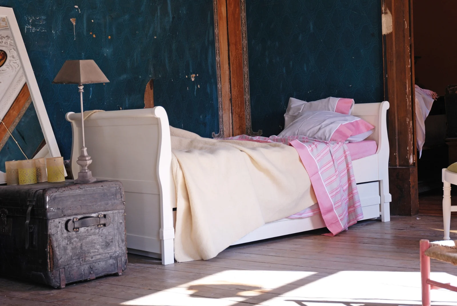 Cama Bateau Bicama num quarto de criança