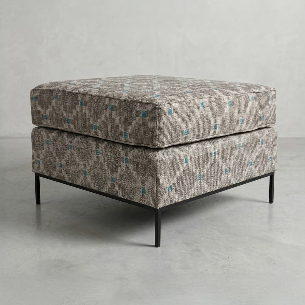 BANQUETA EYEGROUSE QUADRADA FERRO PRETO MATE TECIDO KA